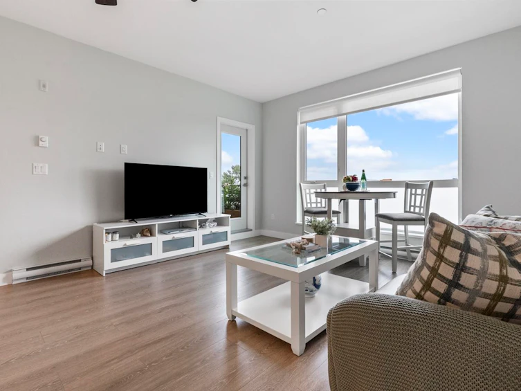 405-11703 Fraser Street, Maple Ridge, BC, V2X 9A7 - 2