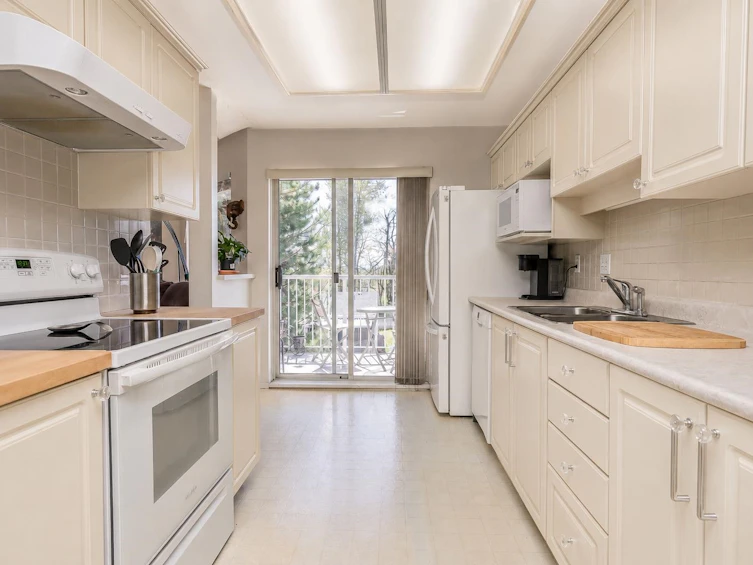 203-33669 2 Avenue, Mission, BC, V2V 6Z4 - 4