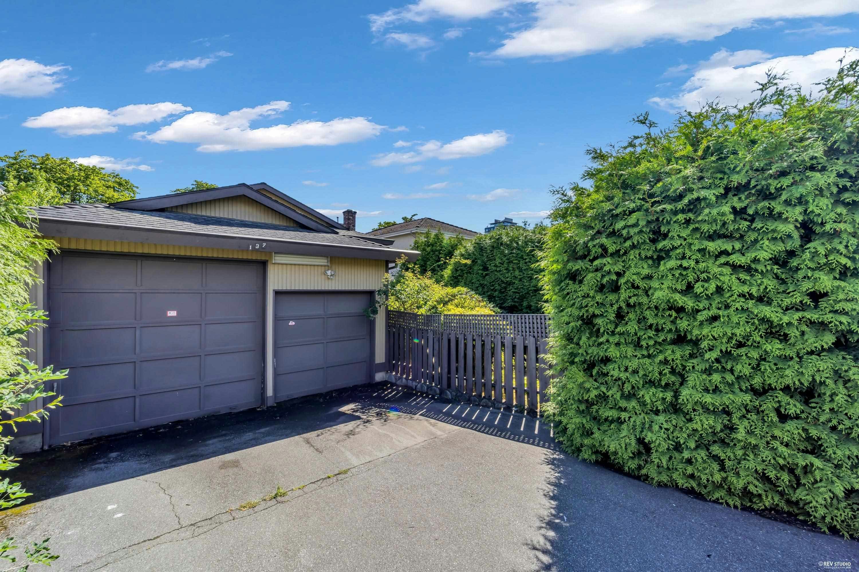 137 W Woodstock Avenue, Vancouver, BC, V5Y 2R7 - 34