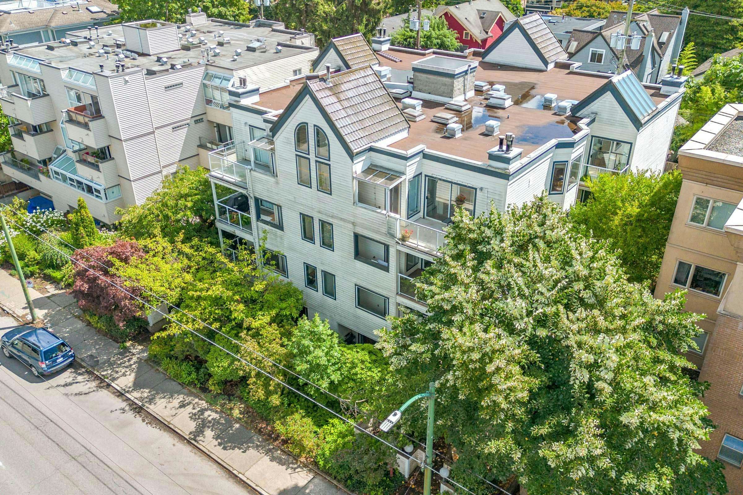 101-3270 W 4th Avenue, Vancouver, BC, V6K 1R9