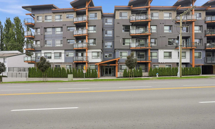 302-33568 George Ferguson Way