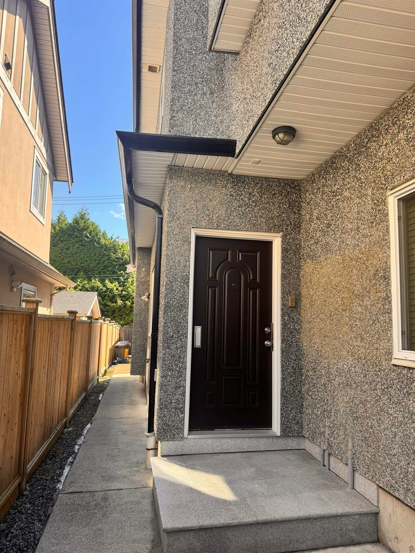 700 W 68th Avenue, Vancouver, BC, V6P 2T9 - 20