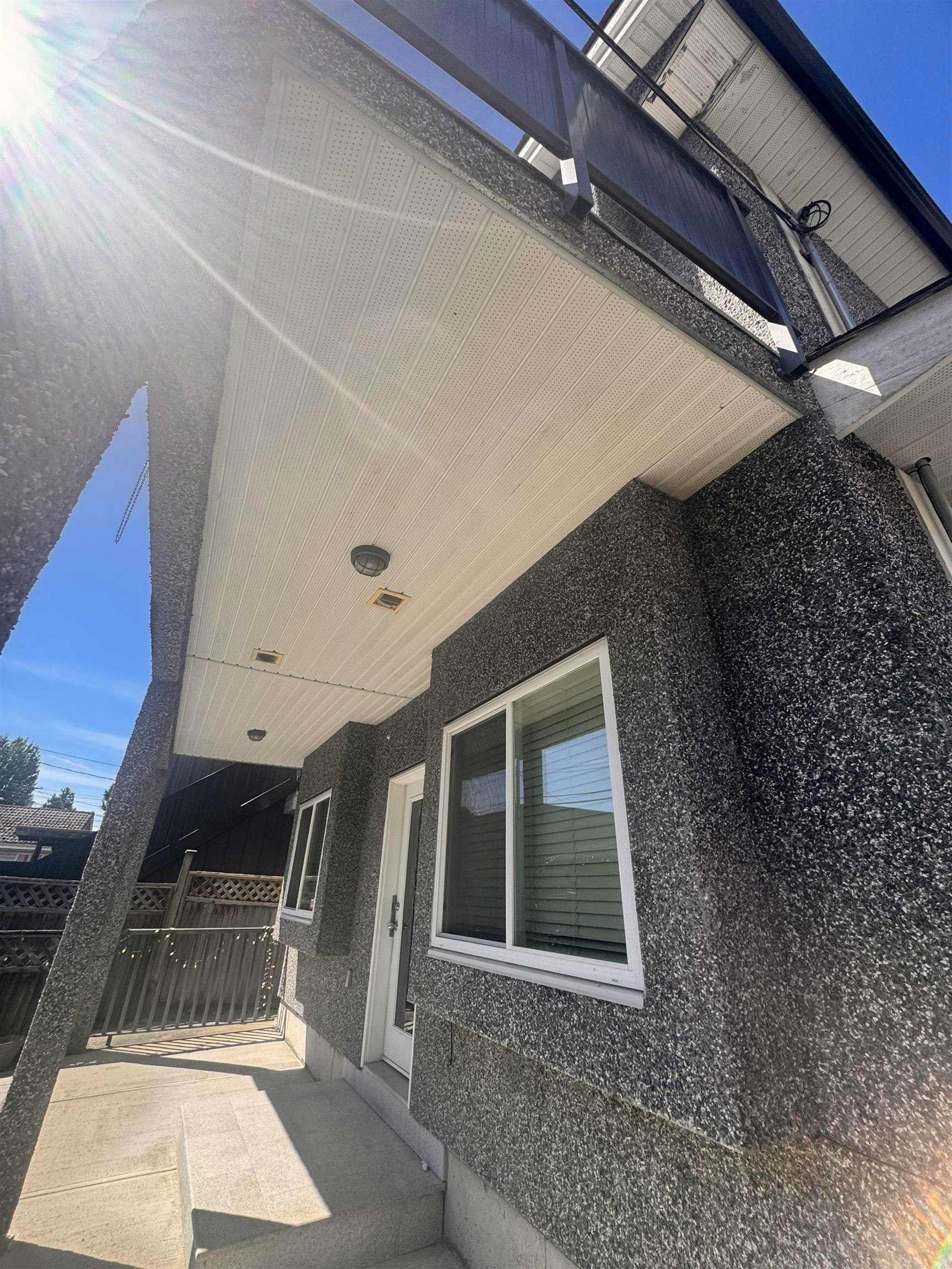 700 W 68th Avenue, Vancouver, BC, V6P 2T9