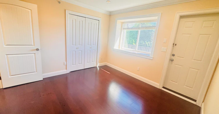 700 W 68th Avenue, Vancouver, BC, V6P 2T9 - 5