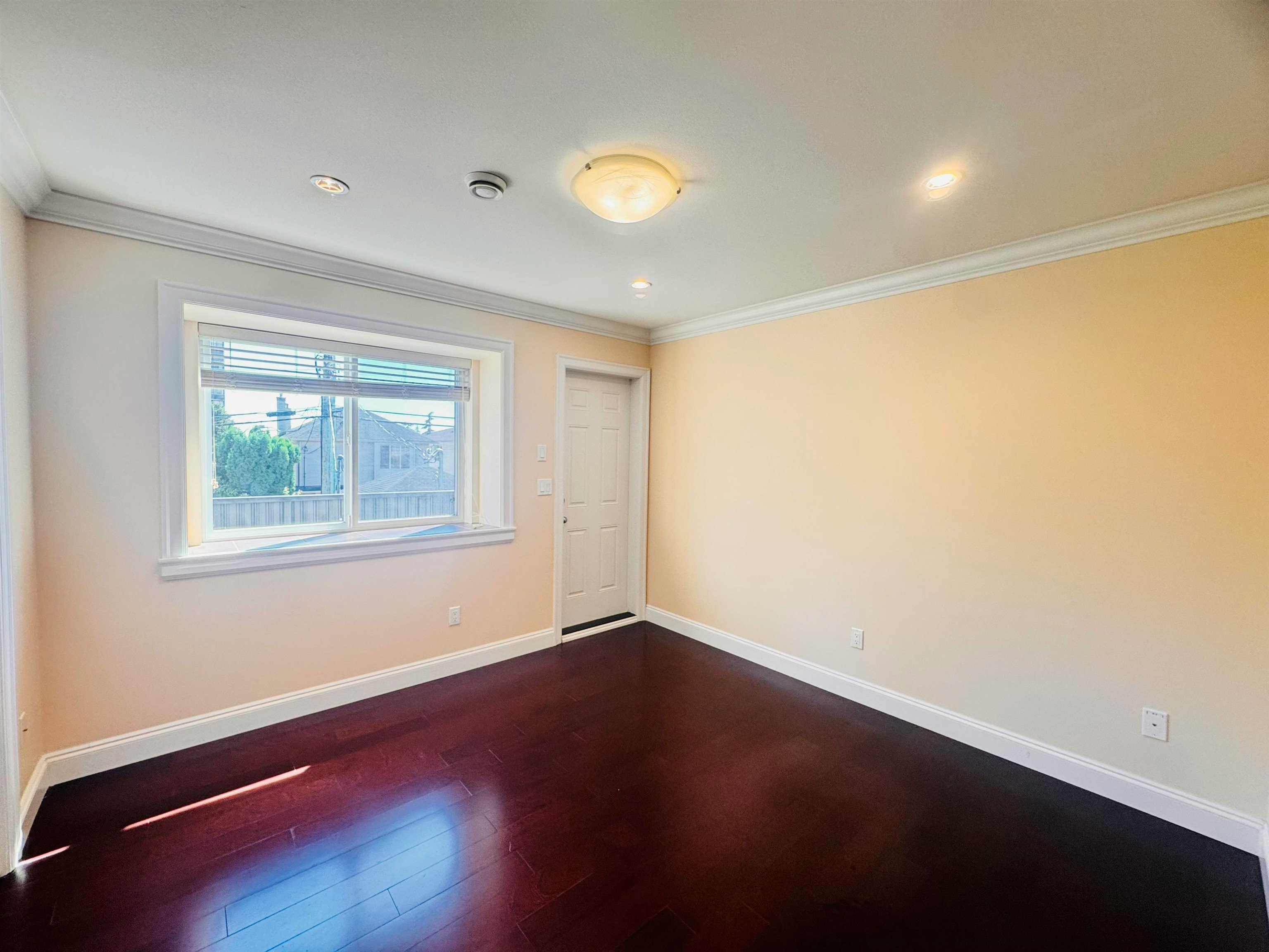 700 W 68th Avenue, Vancouver, BC, V6P 2T9 - 6
