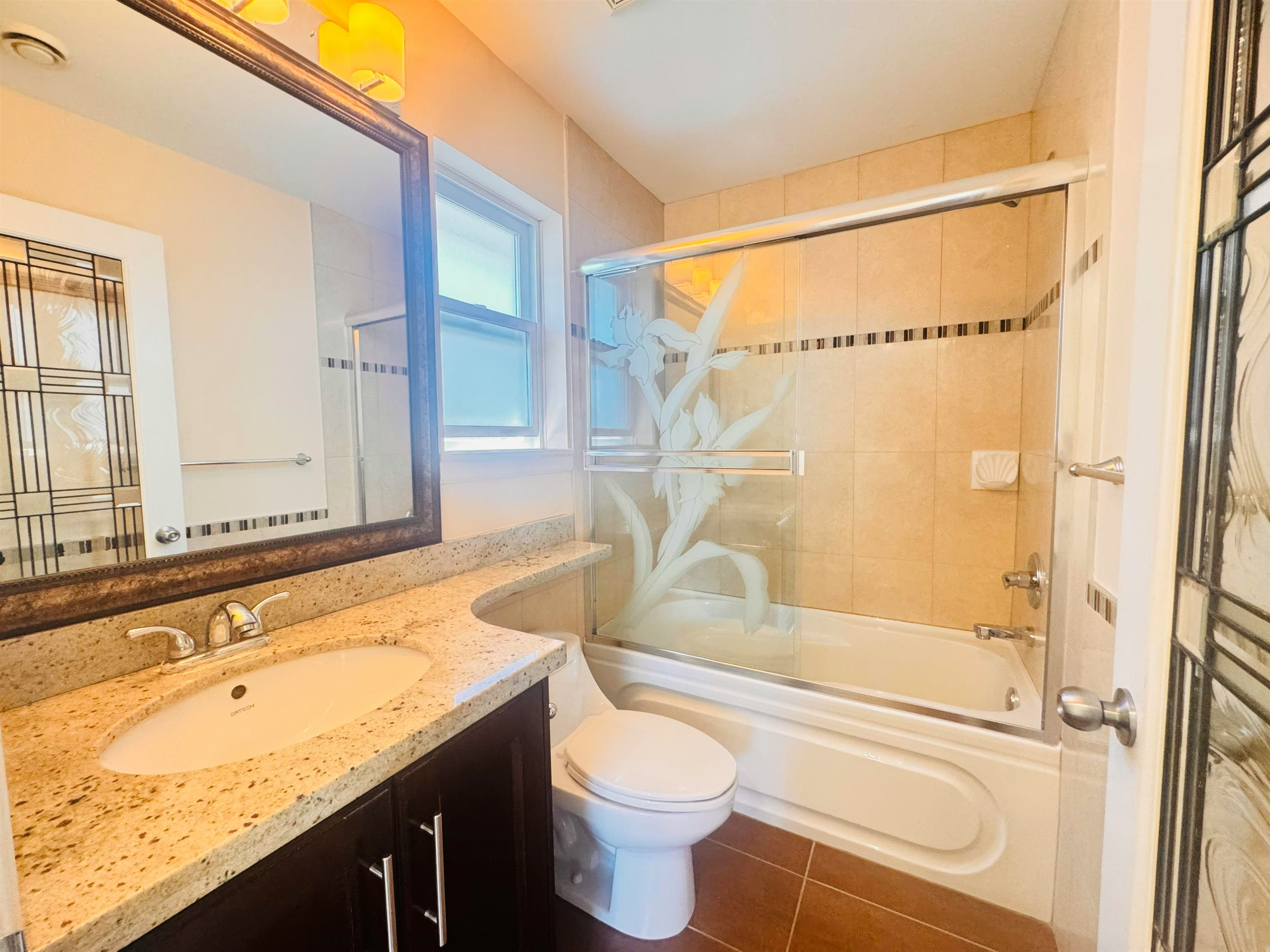 700 W 68th Avenue, Vancouver, BC, V6P 2T9 - 12