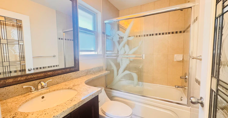 700 W 68th Avenue, Vancouver, BC, V6P 2T9 - 12