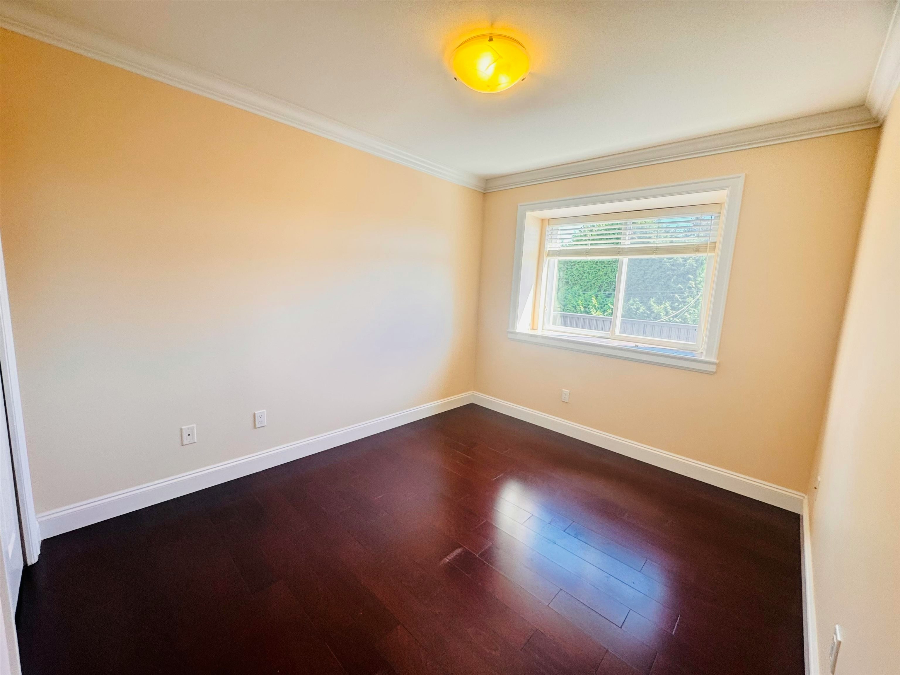 700 W 68th Avenue, Vancouver, BC, V6P 2T9 - 7