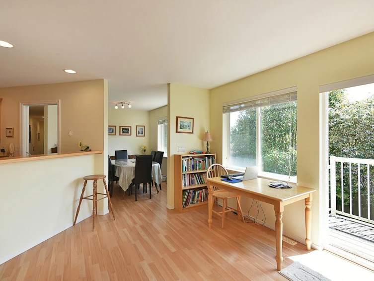 6317 Samron Road, Sechelt, BC, V7Z 0N6 - 13