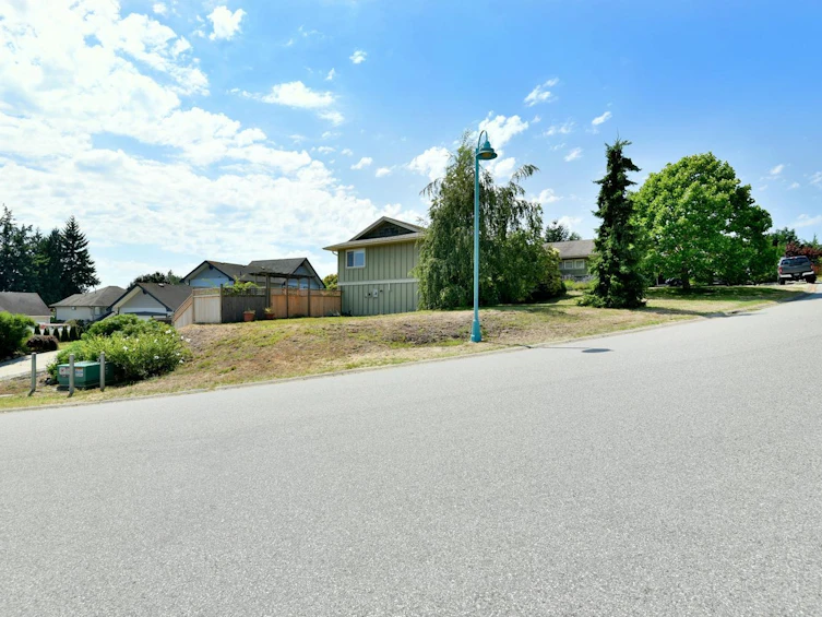 6317 Samron Road, Sechelt, BC, V7Z 0N6 - 25