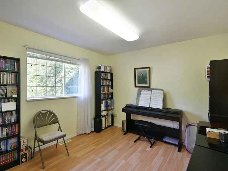 6317 Samron Road, Sechelt, BC, V7Z 0N6 - 17