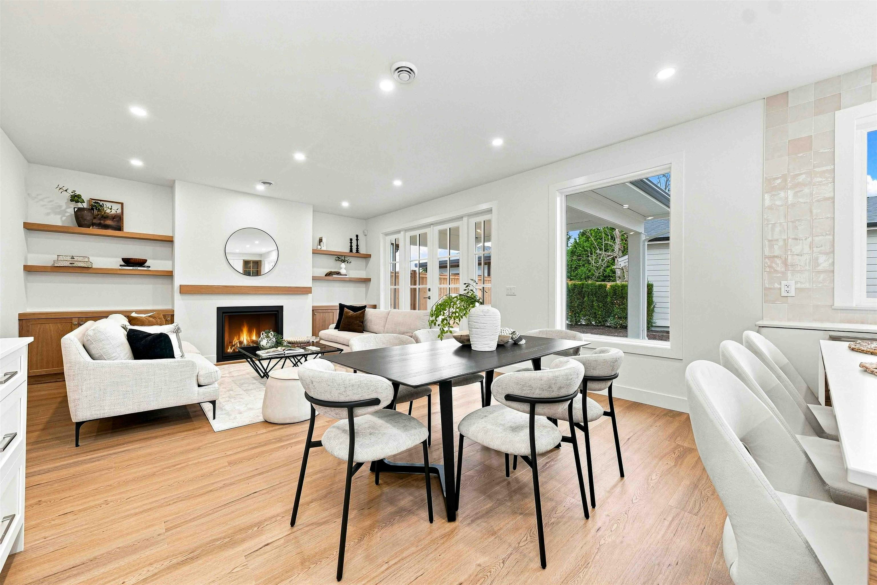 5841 48a Avenue - 4