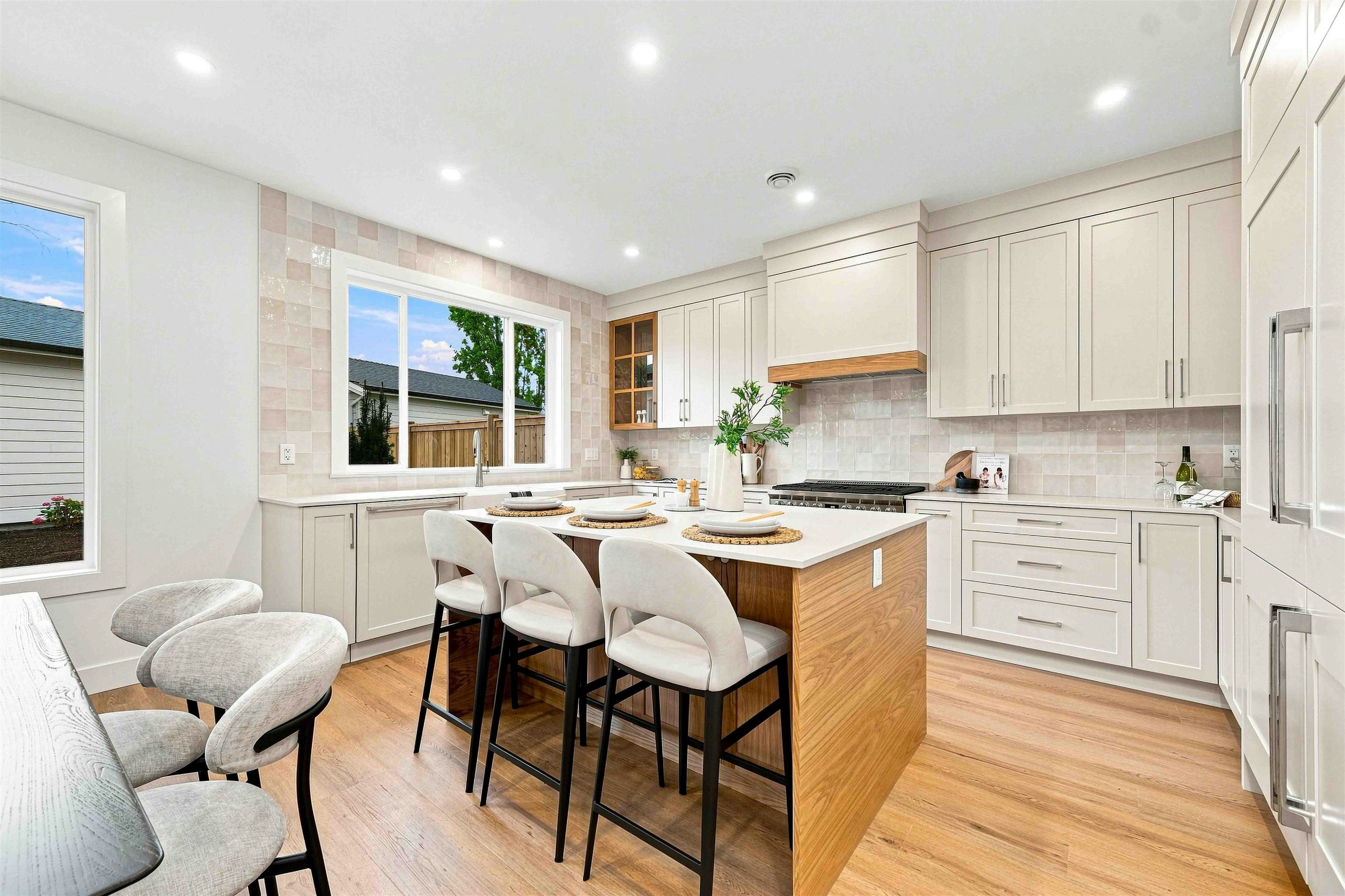 5841 48a Avenue - 5