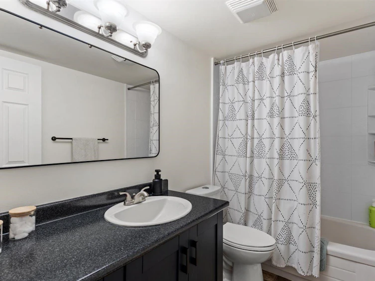 4-33293 E Bourquin Crescent, Abbotsford, BC, V2S 1Y2 - 25
