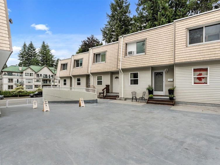 4-33293 E Bourquin Crescent, Abbotsford, BC, V2S 1Y2 - 31