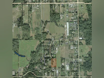 19730 10 Avenue - 5