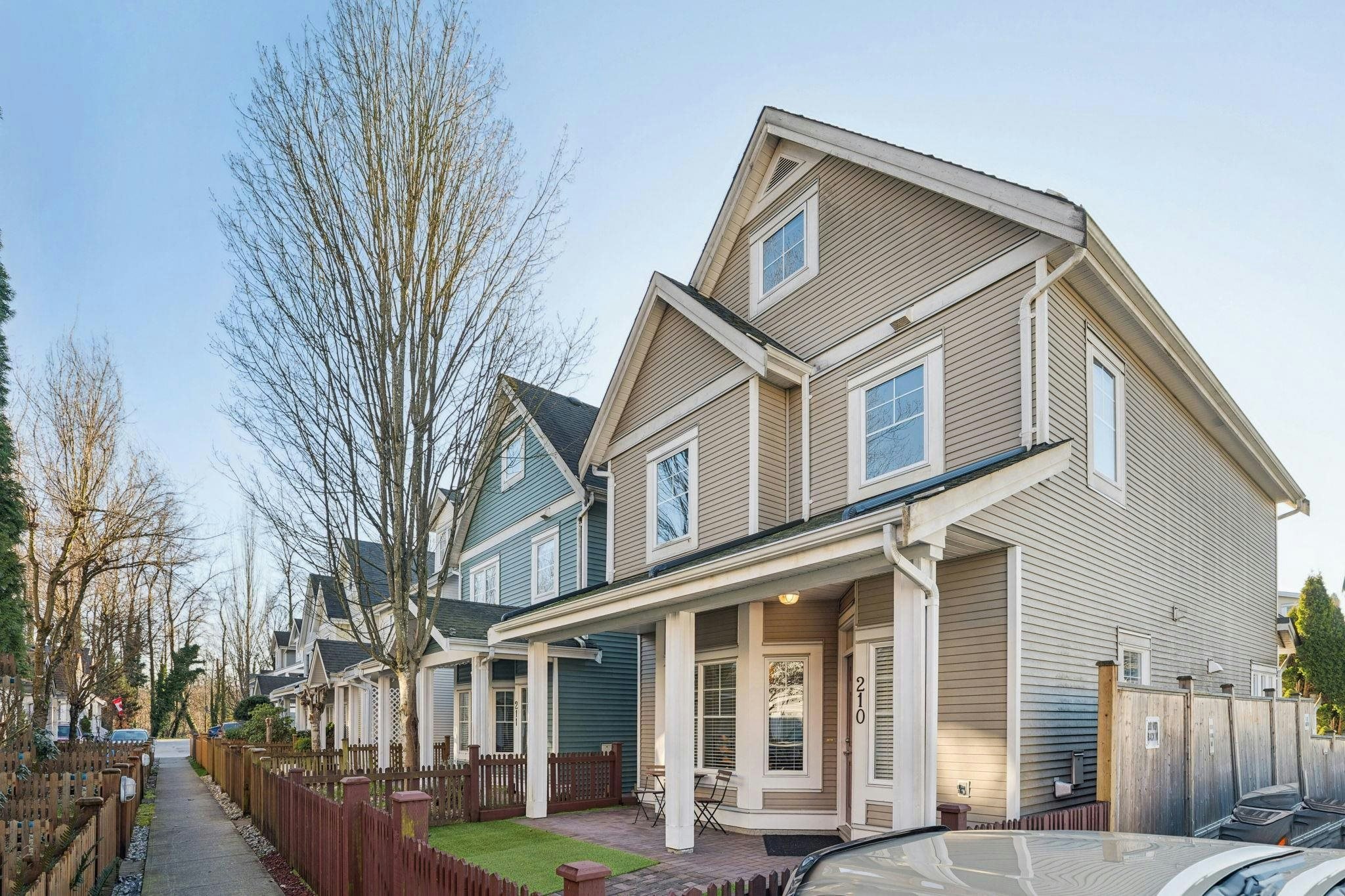 210-3000 Riverbend Drive, Coquitlam, BC, V3C 6R1