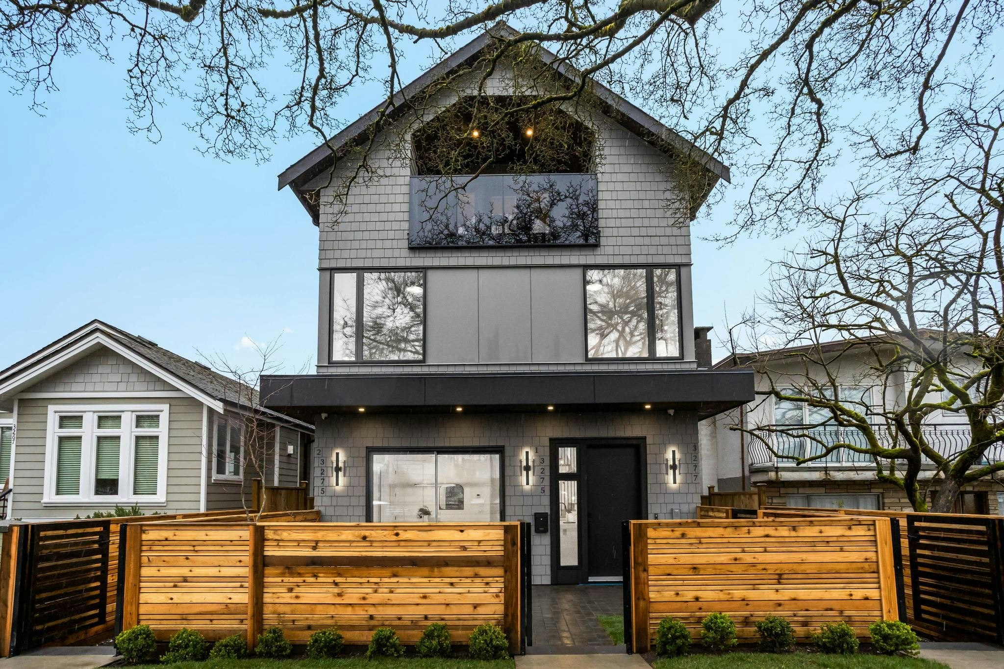 2-3275 Graveley Street, Vancouver, BC, V5K 3K8