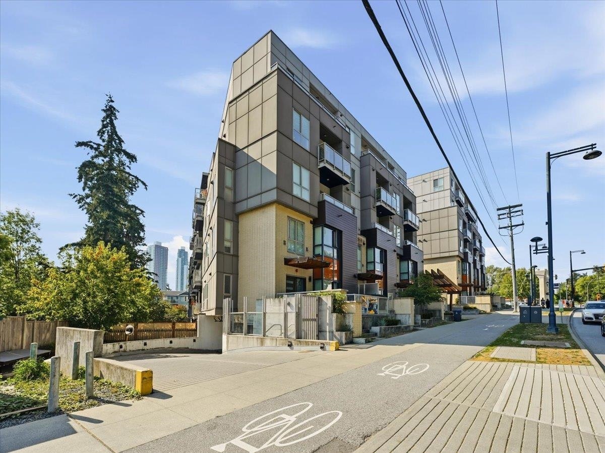 106-9689 140 Street, Surrey, BC, V3T 0P3