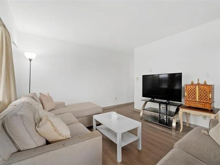 301-11957 223 Street, Maple Ridge, BC, V2X 5Y4 - 4