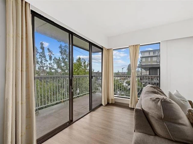 301-11957 223 Street, Maple Ridge, BC, V2X 5Y4 - 5