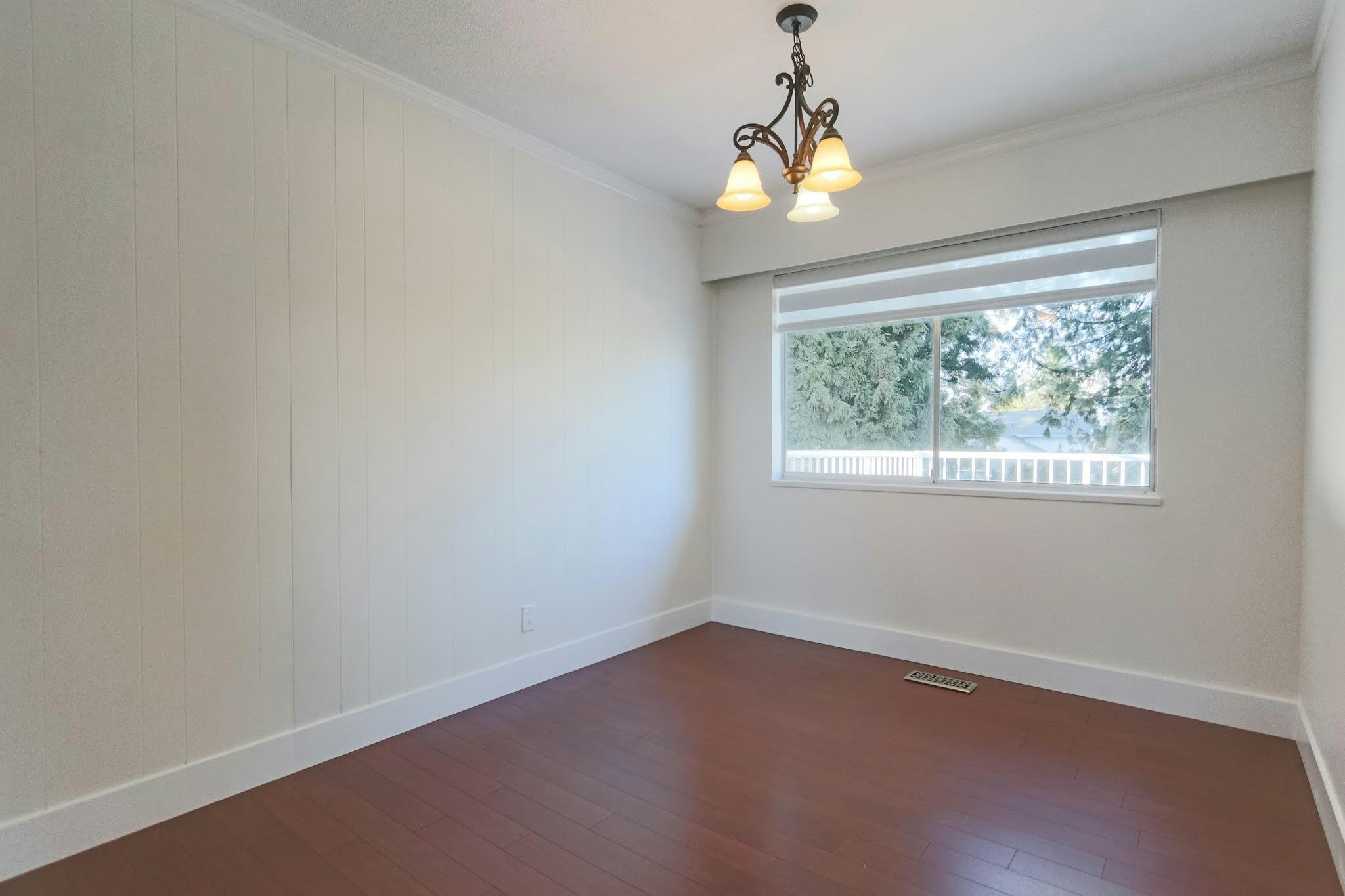 10833 85a Avenue, Delta, BC, V4C 2V2 - 10