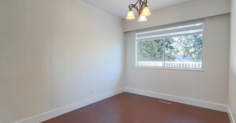 10833 85a Avenue, Delta, BC, V4C 2V2 - 10