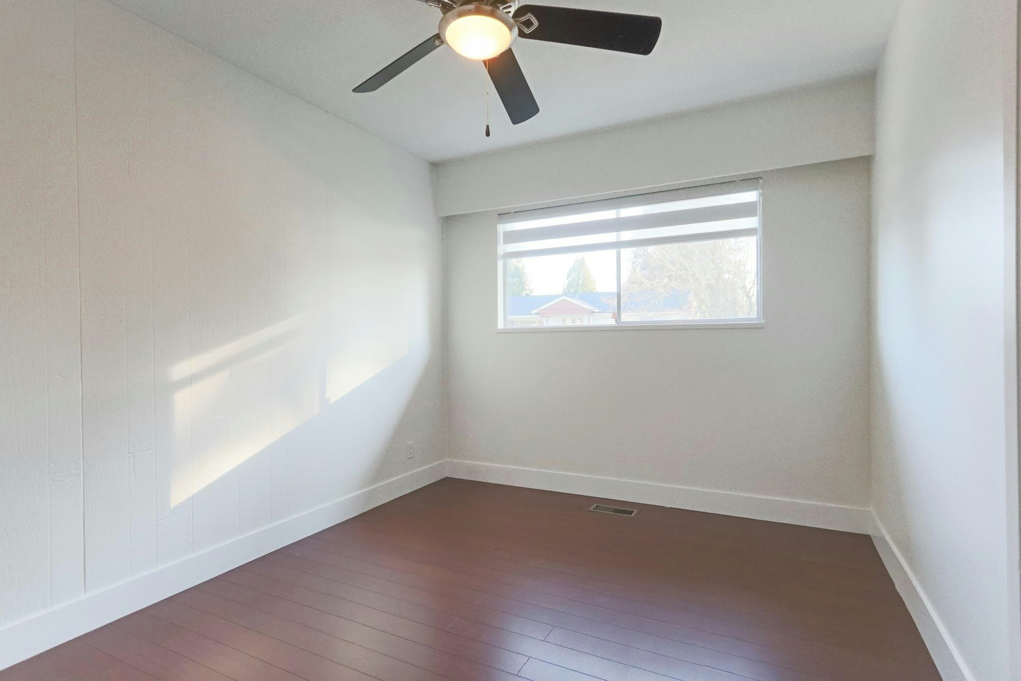 10833 85a Avenue, Delta, BC, V4C 2V2 - 3