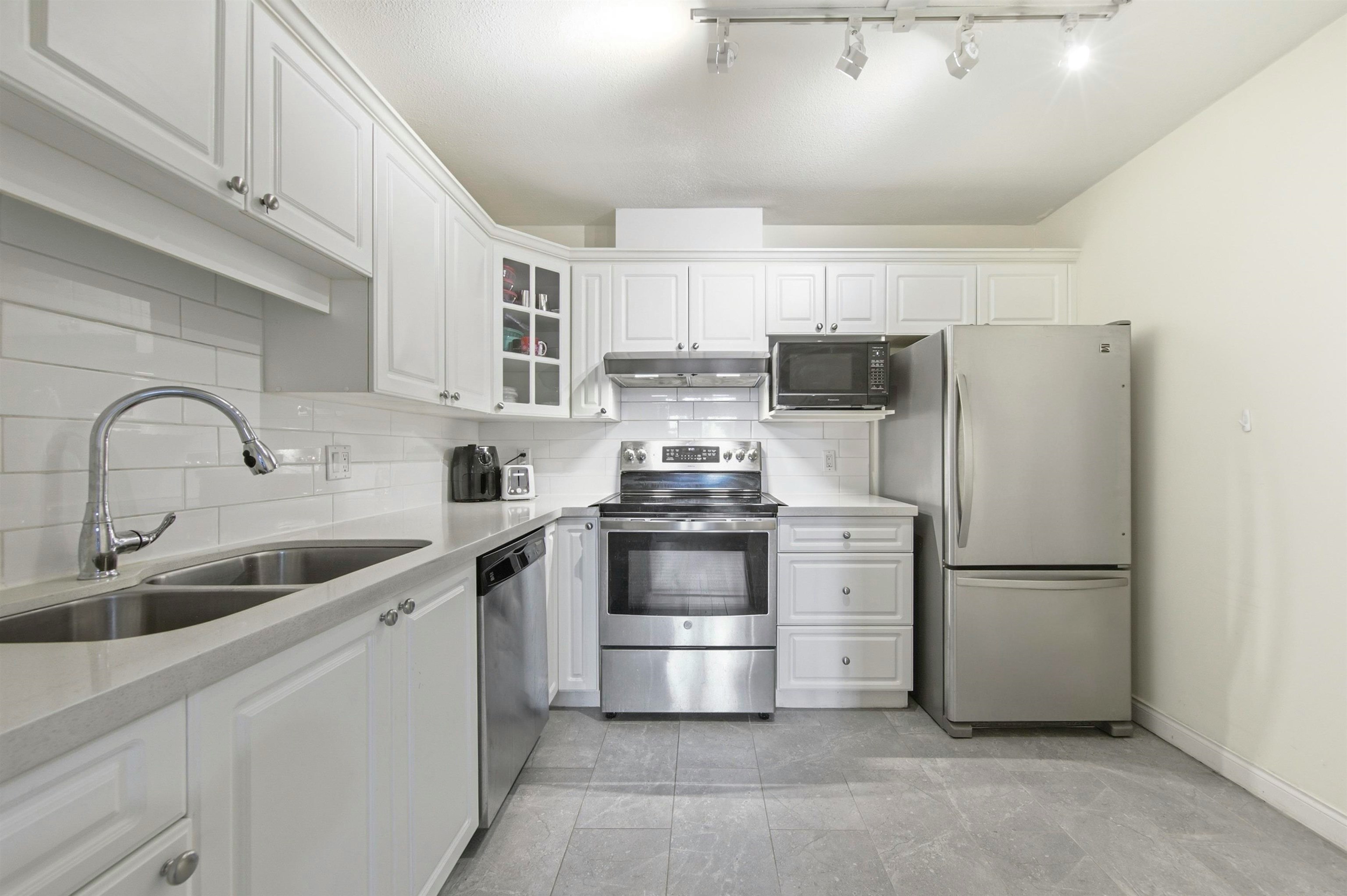 105-5735 Hampton Place, Vancouver, BC, V6T 2G8