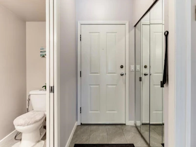 204-3188 Camosun Street Street - 3
