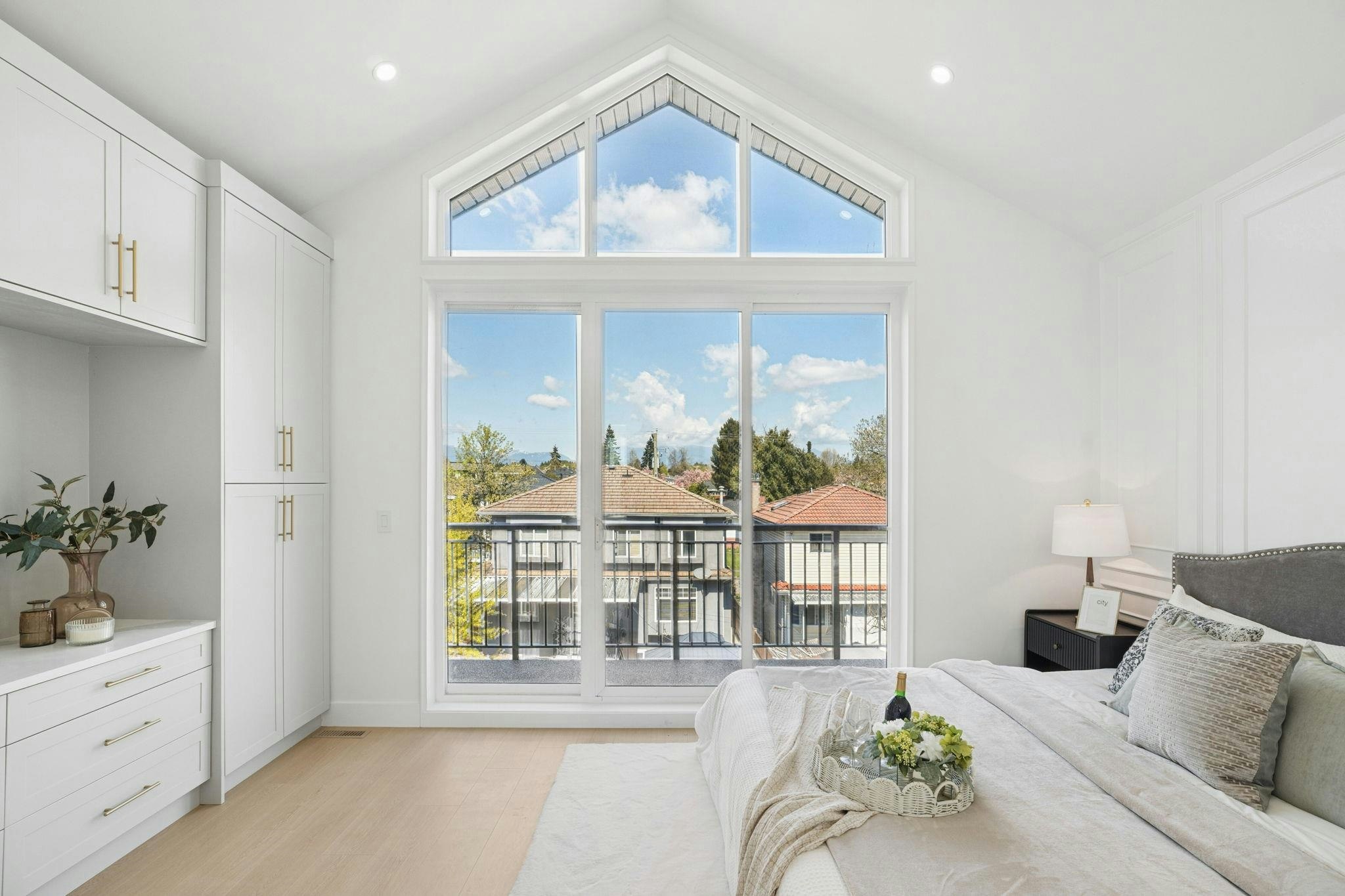 1005 E 55th Avenue, Vancouver, BC, V5X 1N8