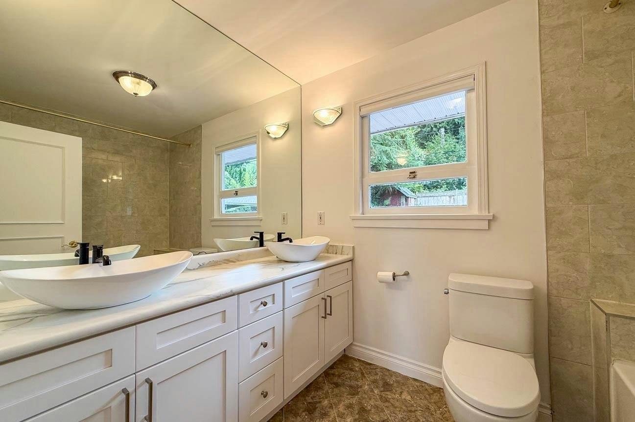 555 Stevens Drive, West Vancouver, BC, V7S 1E1 - 26
