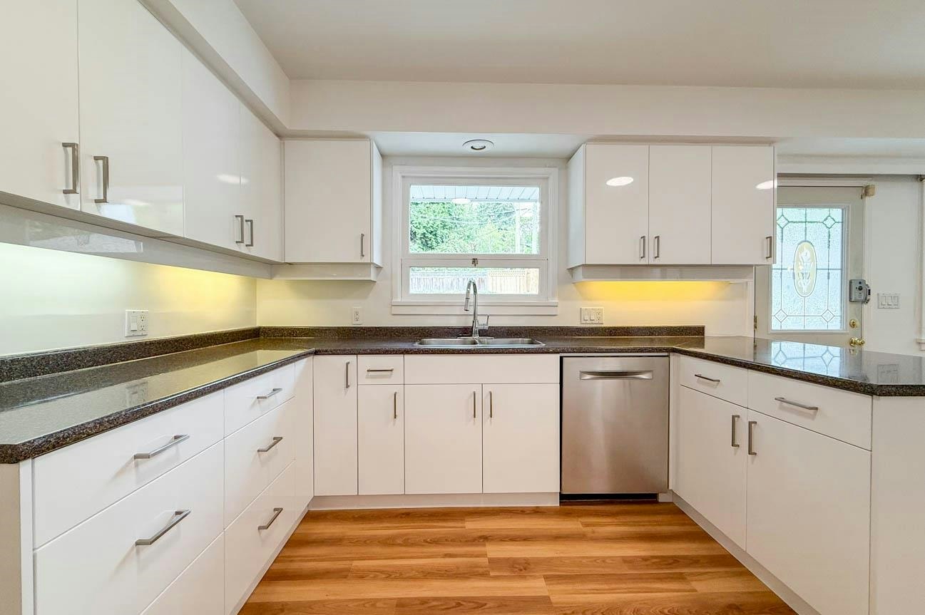 555 Stevens Drive, West Vancouver, BC, V7S 1E1 - 16
