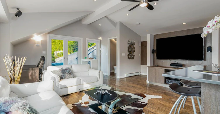B-420 Tempe Crescent, North Vancouver, BC, V7N 1E6 - 8