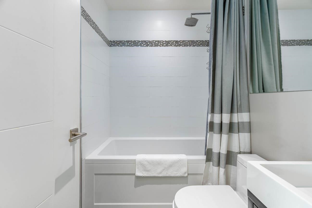 B-420 Tempe Crescent, North Vancouver, BC, V7N 1E6 - 13