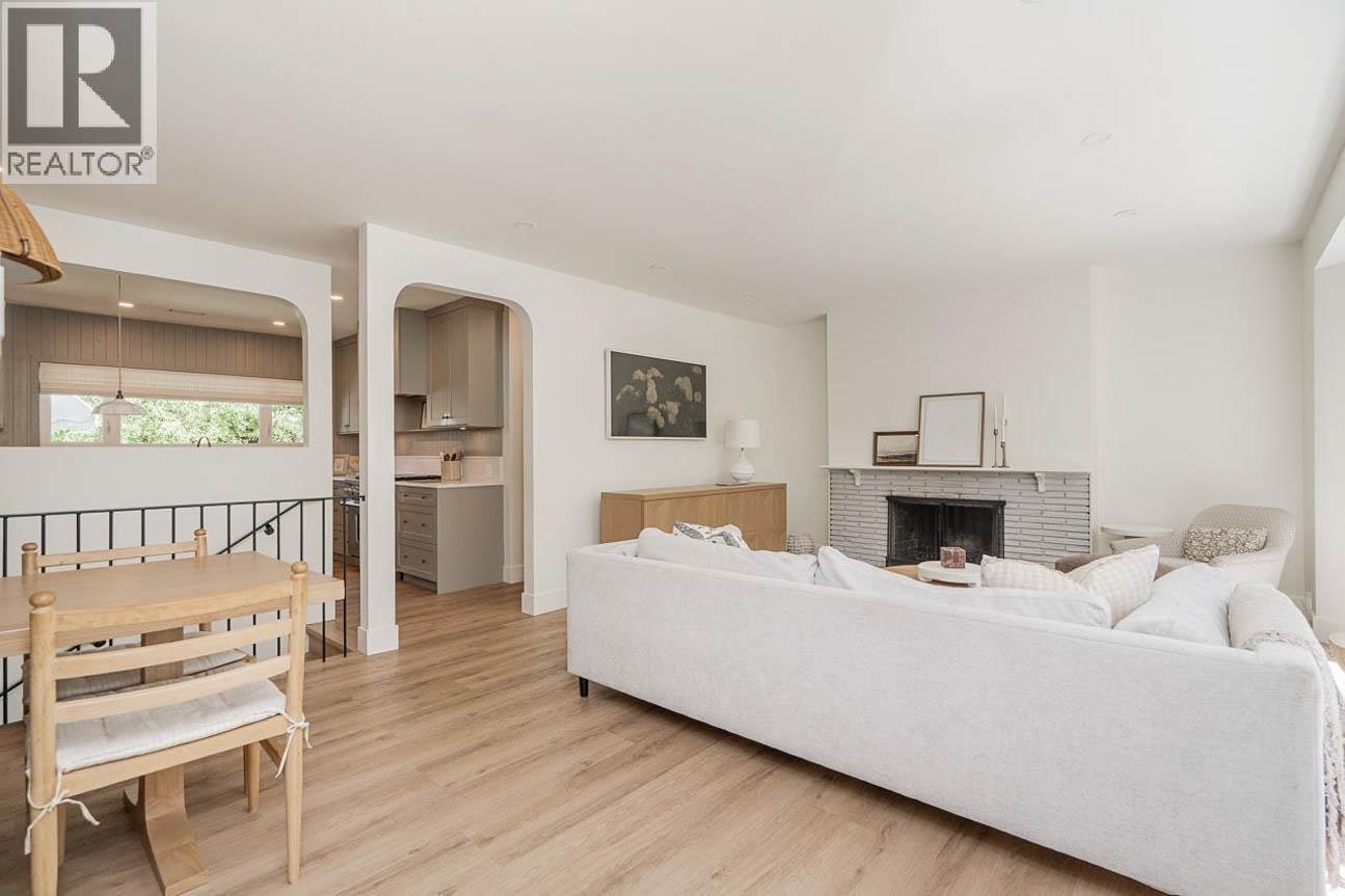 2784 Crescentview Drive, North Vancouver, BC, V7R 2V1 - 18