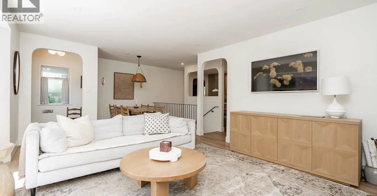 2784 Crescentview Drive, North Vancouver, BC, V7R 2V1 - 19