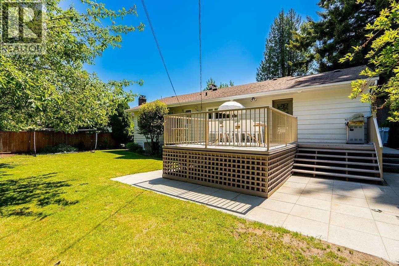 2784 Crescentview Drive, North Vancouver, BC, V7R 2V1 - 11