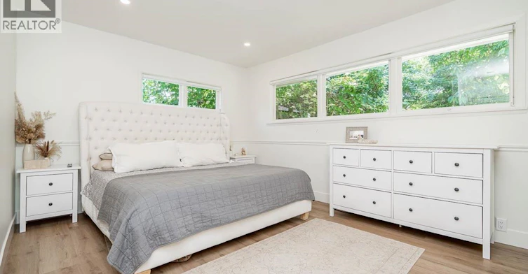 2784 Crescentview Drive, North Vancouver, BC, V7R 2V1 - 23