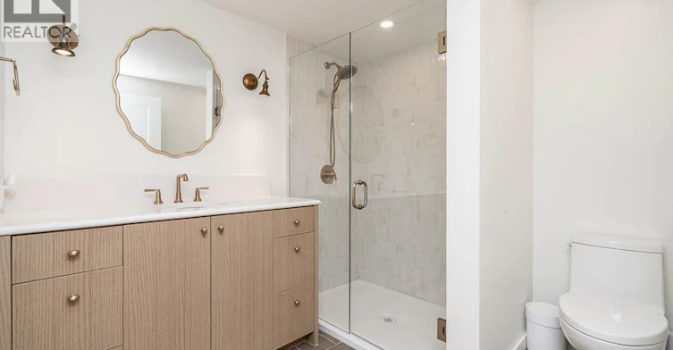 2784 Crescentview Drive, North Vancouver, BC, V7R 2V1 - 8