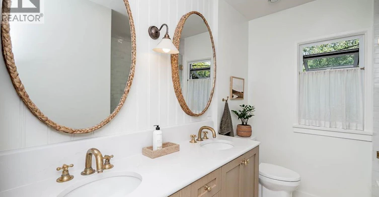 2784 Crescentview Drive, North Vancouver, BC, V7R 2V1 - 5