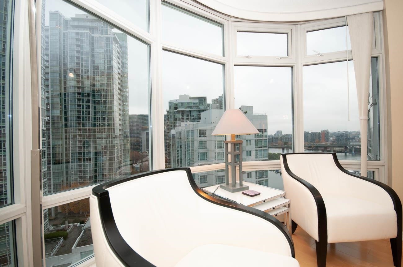 1605-1199 Marinaside Crescent, Vancouver, BC, V6Z 2Y2 - 6