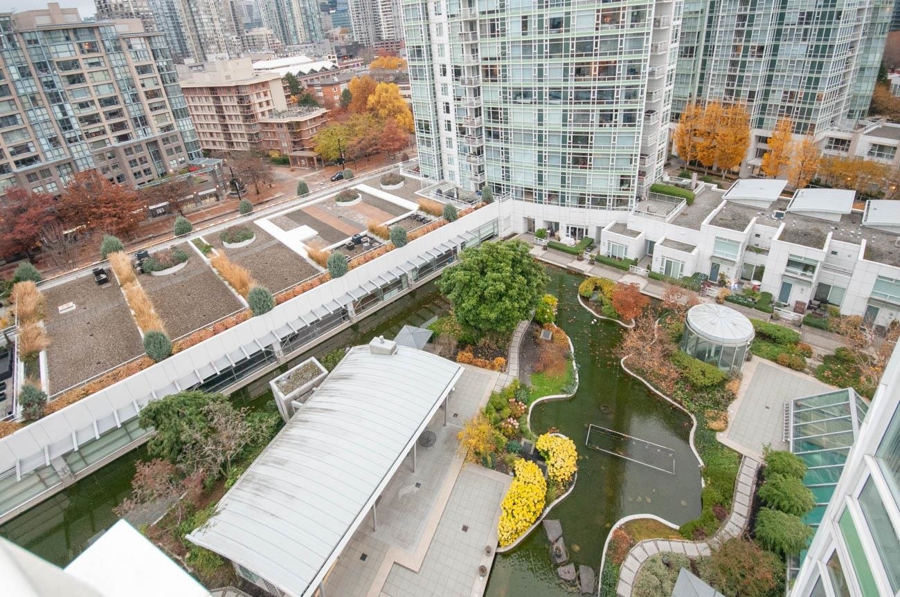 1605-1199 Marinaside Crescent, Vancouver, BC, V6Z 2Y2 - 12