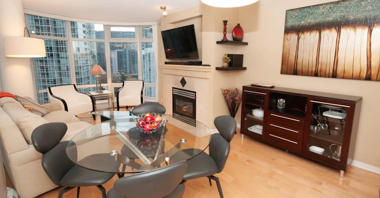 1605-1199 Marinaside Crescent, Vancouver, BC, V6Z 2Y2 - 2