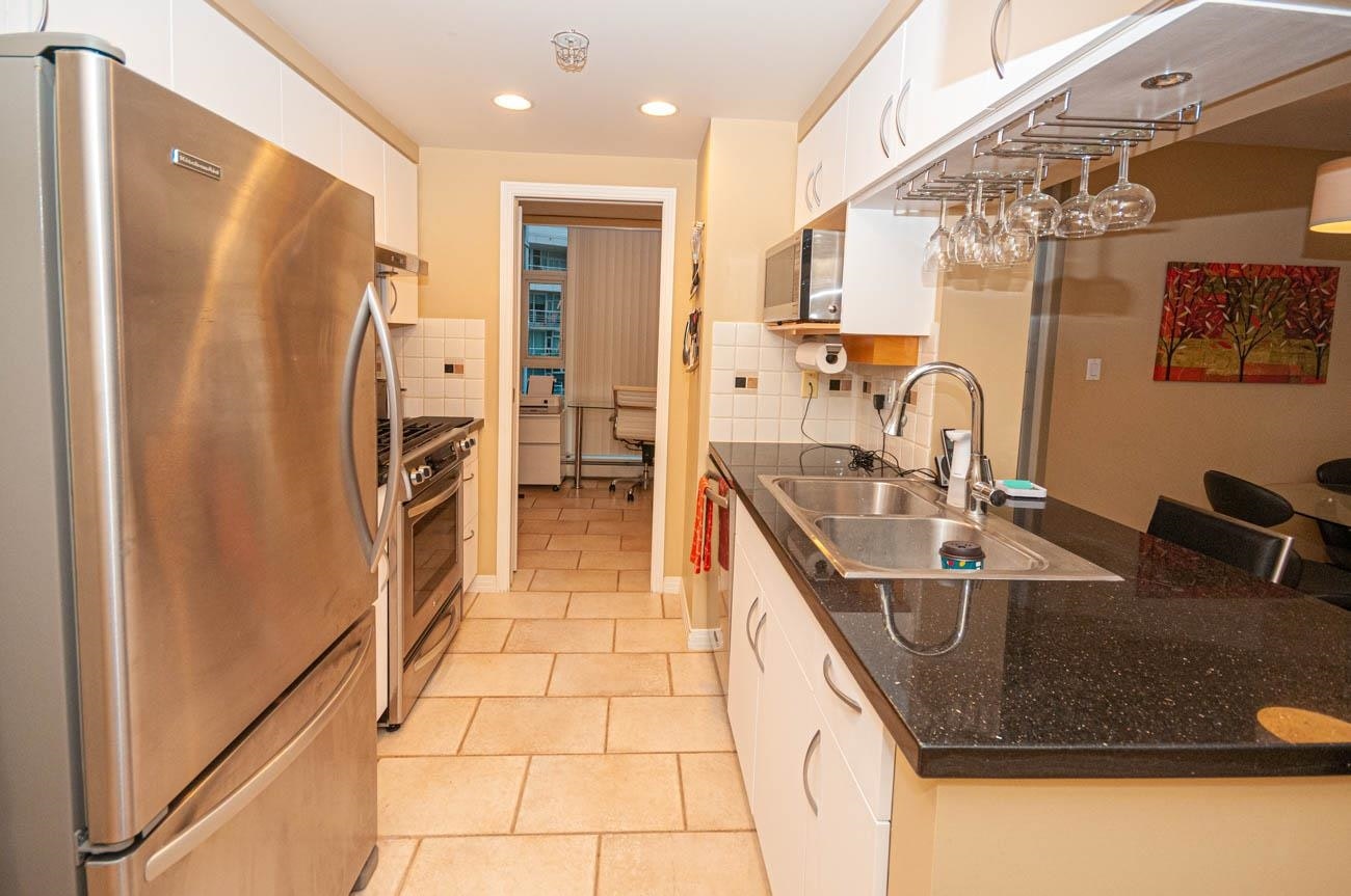 1605-1199 Marinaside Crescent, Vancouver, BC, V6Z 2Y2 - 14