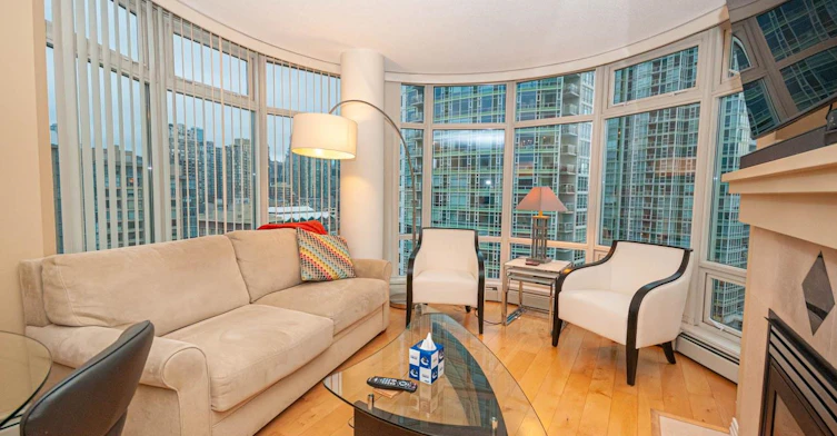 1605-1199 Marinaside Crescent, Vancouver, BC, V6Z 2Y2 - 5