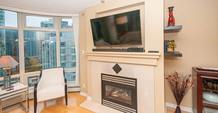 1605-1199 Marinaside Crescent, Vancouver, BC, V6Z 2Y2 - 10