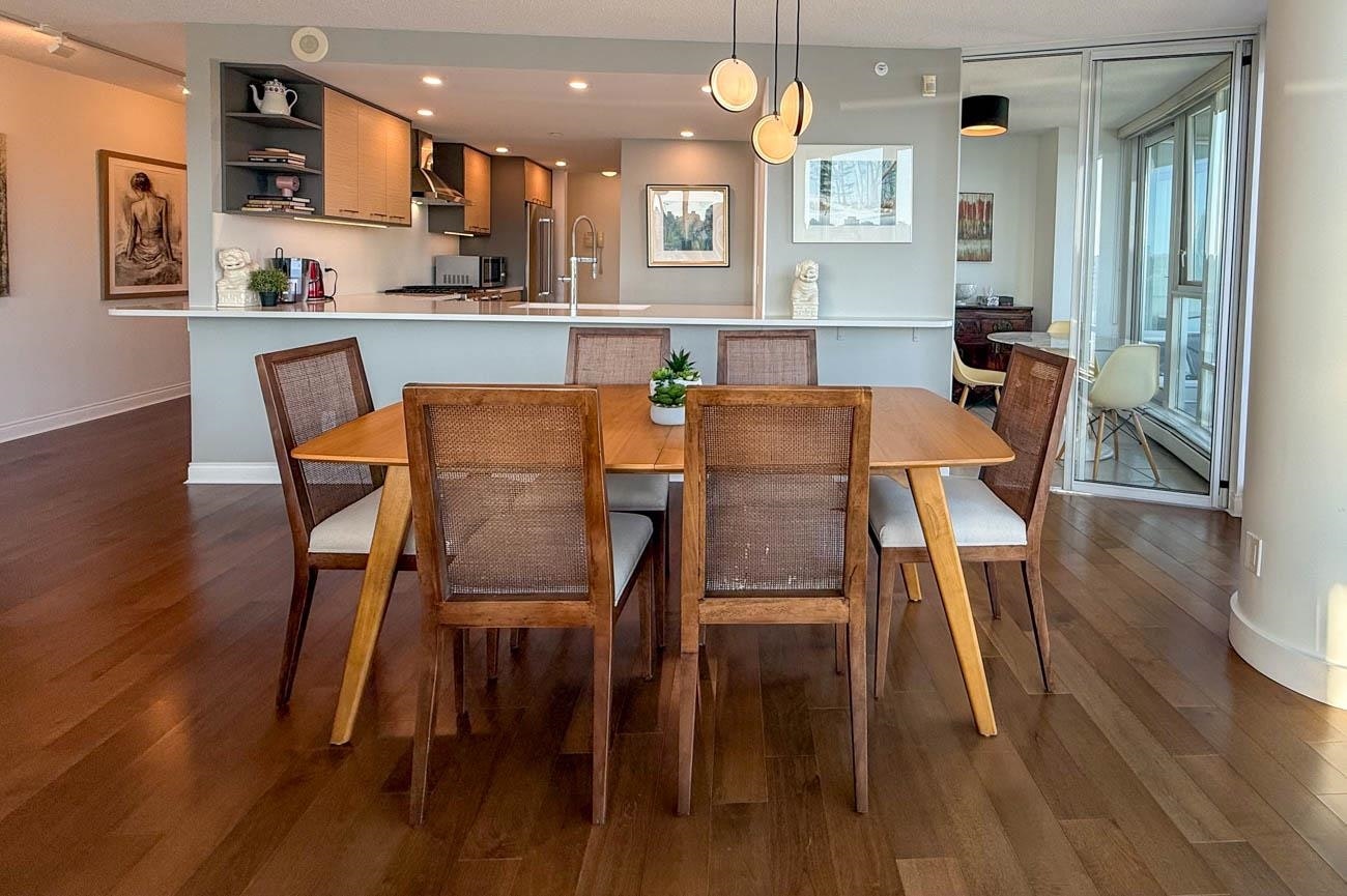 1702-1383 Marinaside Crescent, Vancouver, BC, V6Z 2W9 - 14