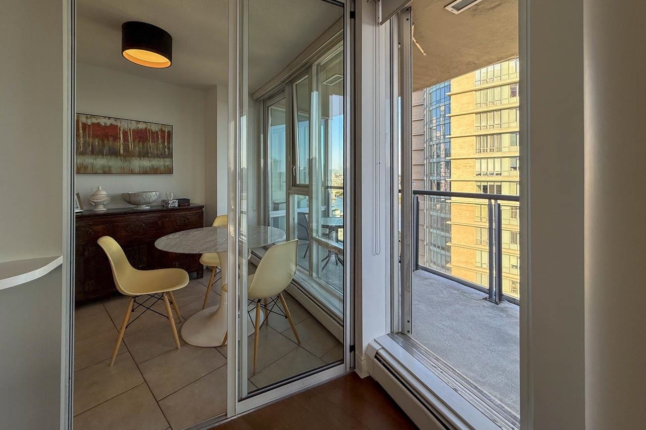 1702-1383 Marinaside Crescent, Vancouver, BC, V6Z 2W9 - 15