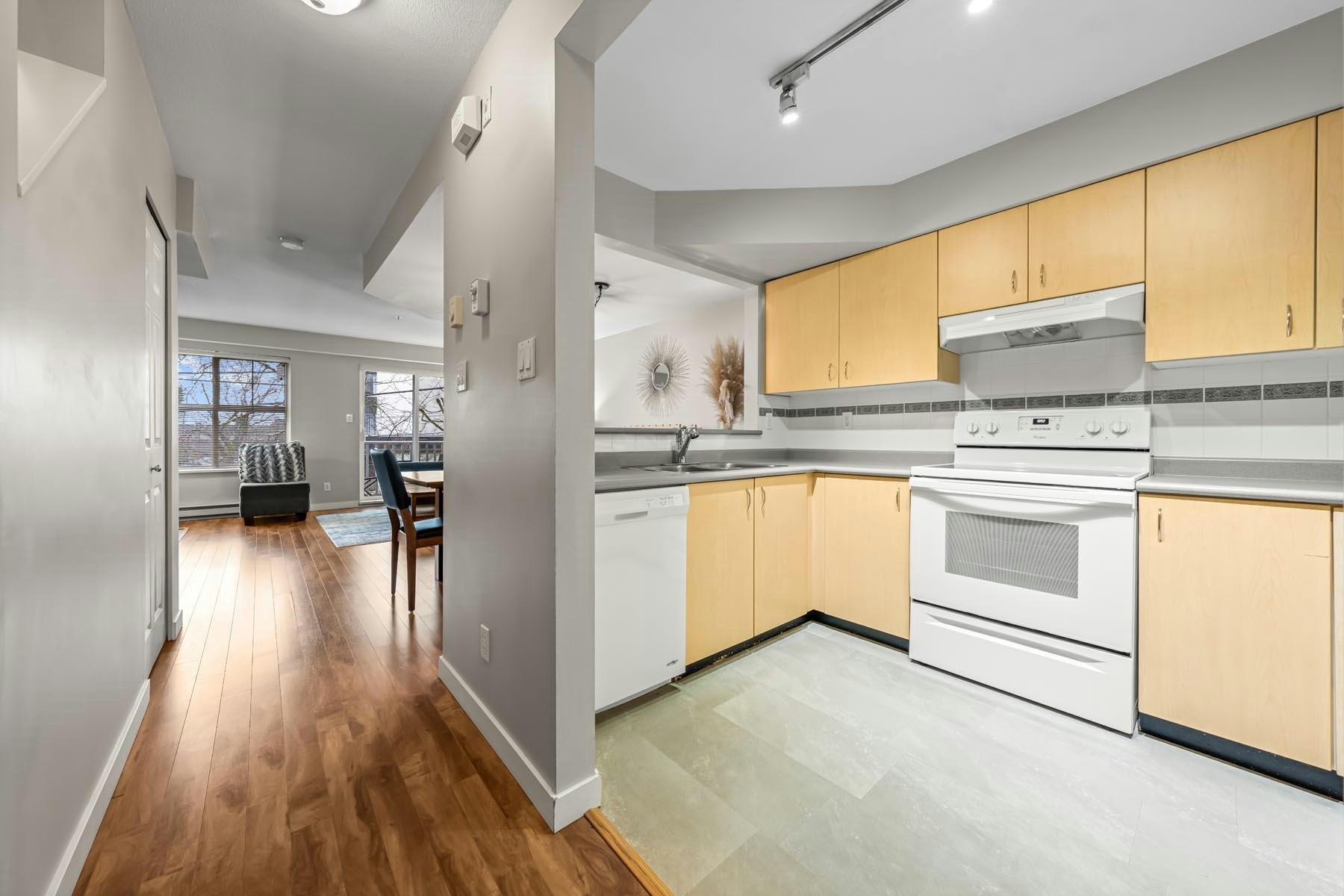 49-123 Seventh Street, New Westminster, BC, V3M 6Y2 - 10